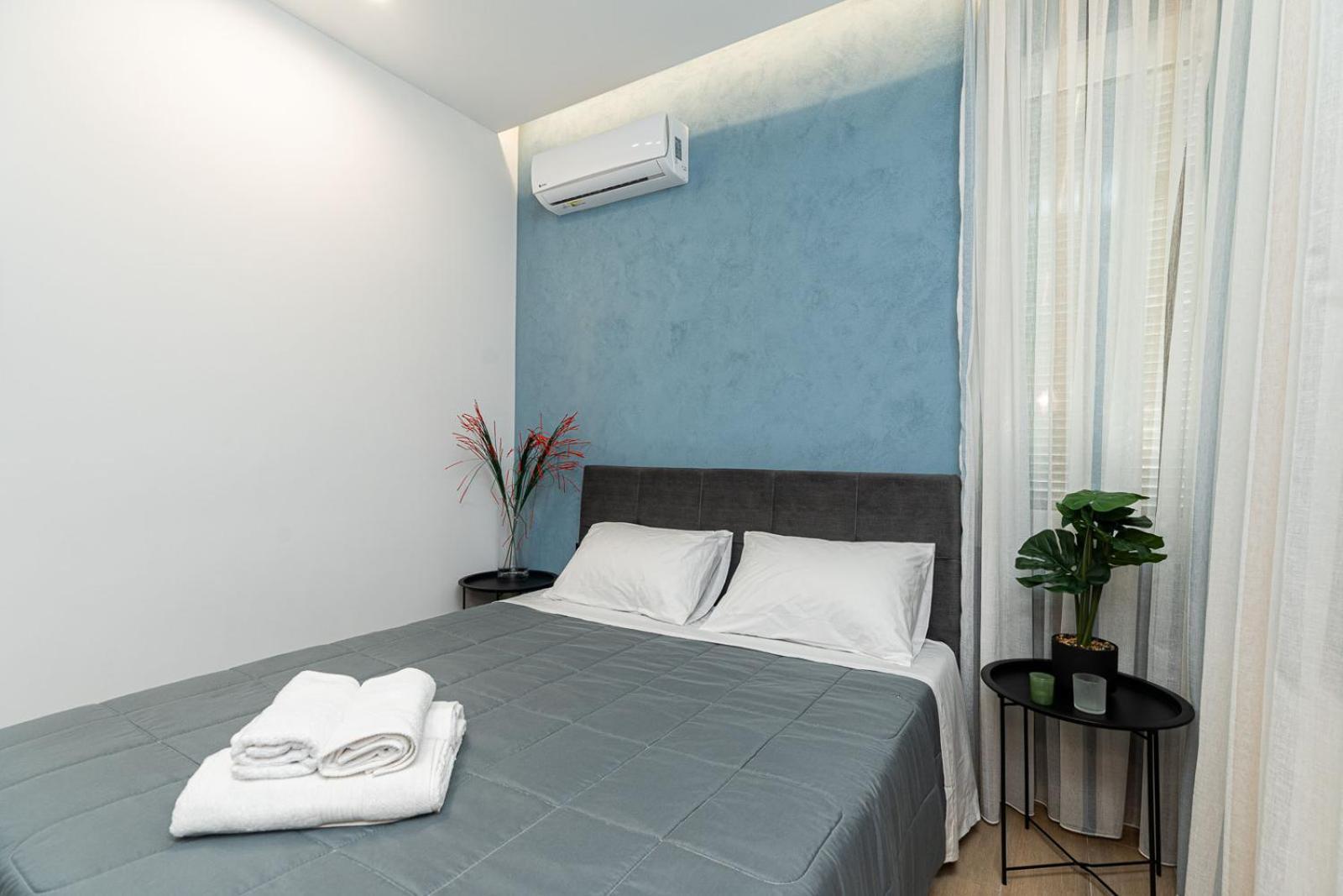 Modern 3 Bedroom Luxury Apartment Солун Екстериор снимка